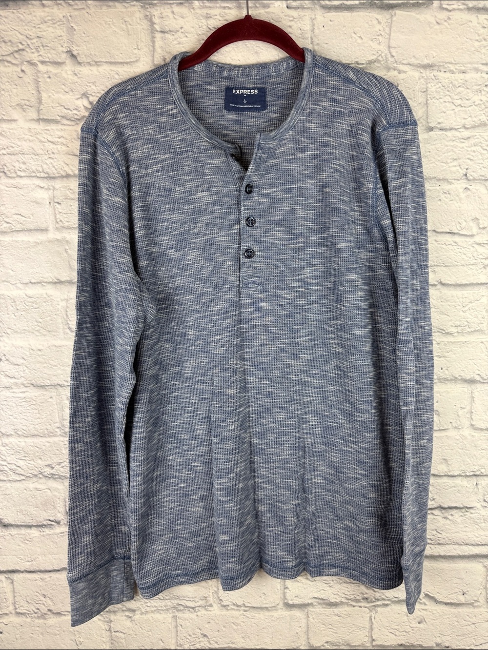 Express Men's Heathered Light Blue Henley Long Sleeve size Large